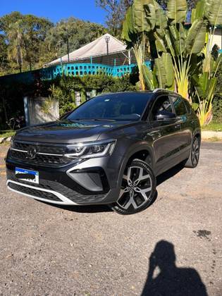 VOLKSWAGEN TAOS 1.4 250 TSI TOTAL FLEX HIGHLINE AUTOMÁTICO